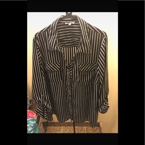3X Woman’s Button Up GUC